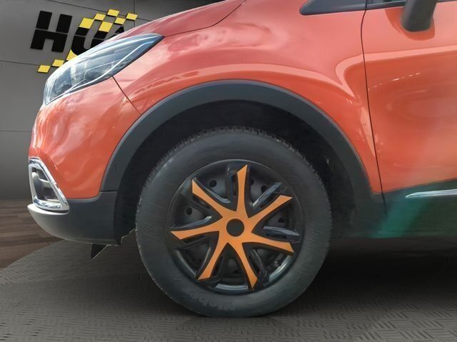 Gebraucht Renault Captur Intens 90 PS (66 kW) 2016 Orange SUV