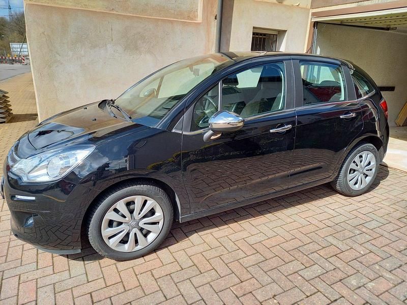 Gebraucht Citroën C3 SELECTION 82 PS (60 kW) 2013 Schwarz Kleinwagen