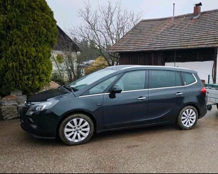Schwarz Gebraucht 2012 Opel Zafira Van / Kleinbus | 9.999 € - Bild 1/4