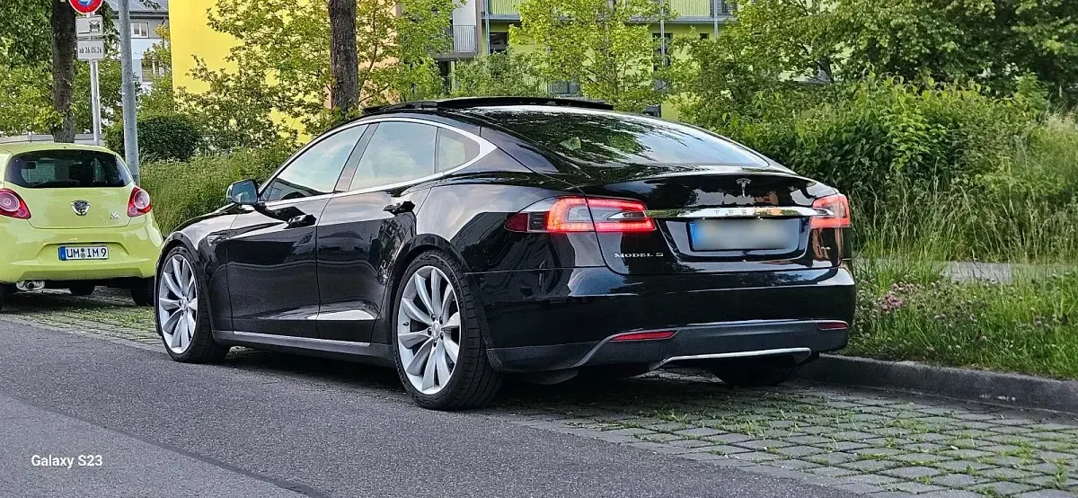 Gebraucht Tesla Model S 309 kW (421 PS) 2016 Schwarz Kleinwagen