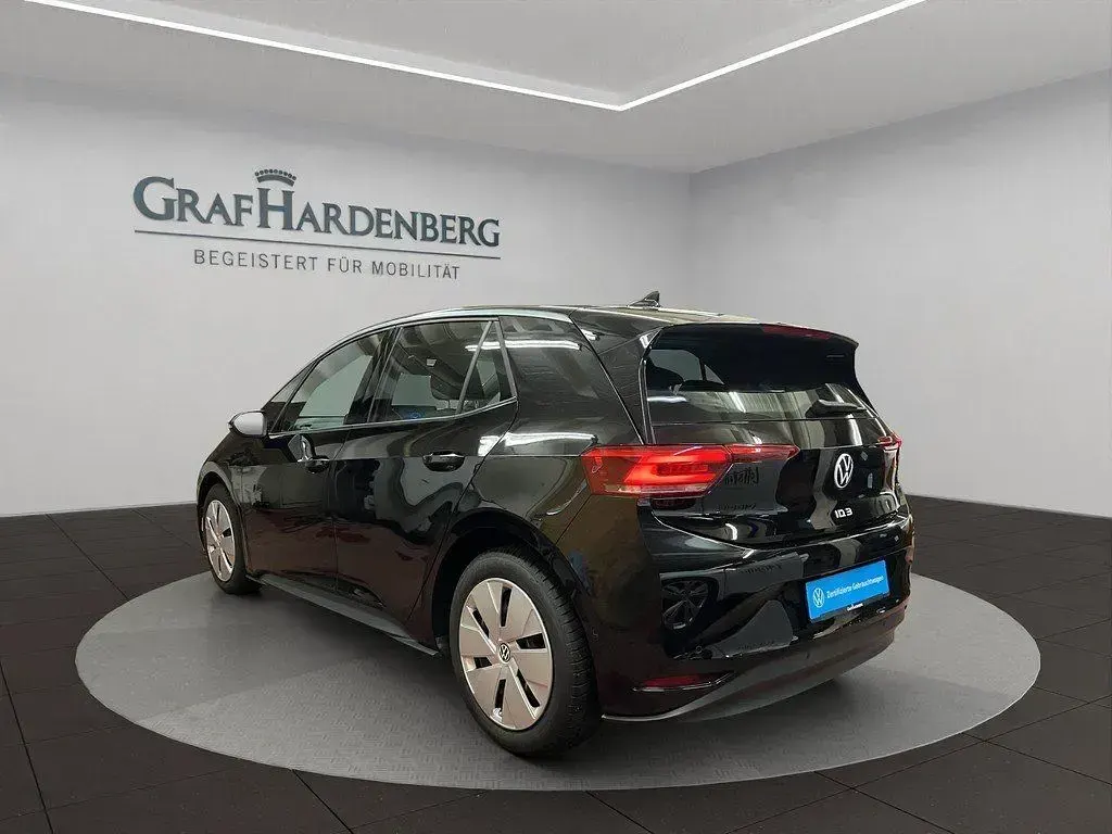 Gebraucht VW ID.3 Pro 150 kW (204 PS) 2024 Grenadillschwarz metallic Kleinwagen