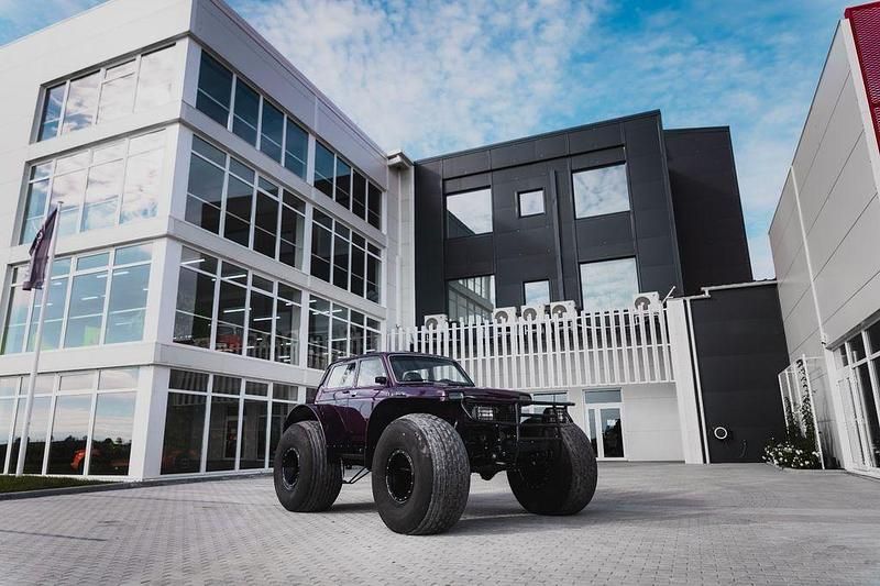Second-hand Lada niva 80 CP (58 kW) 2002 Mov SUV