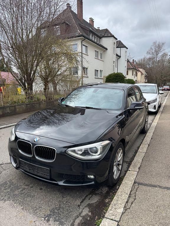 Gebraucht BMW 116 Efficient Dynamics 116 PS (85 kW) 2014 Schwarz Kleinwagen