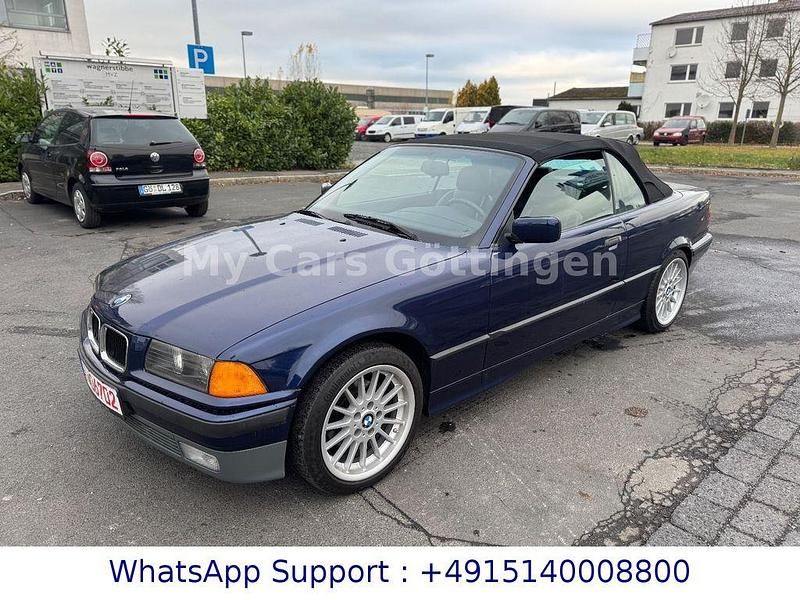 Blau Gebraucht 1993 BMW 325 Cabriolet Sport Line Cabrio | 10.990 € - Bild 1/4
