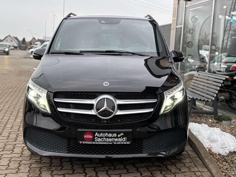 Gebraucht Mercedes V250 Avantgarde Edition 190 PS (139 kW) 2021 Obsidianschwarz metallic Van / Kleinbus