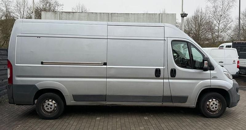 Gebraucht Fiat Ducato 131 PS (96 kW) 2015 Grau Van