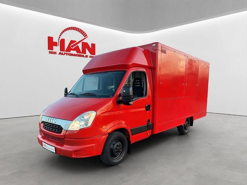 Gebraucht Iveco Daily 106 PS (77 kW) 2012 Rot Limousine