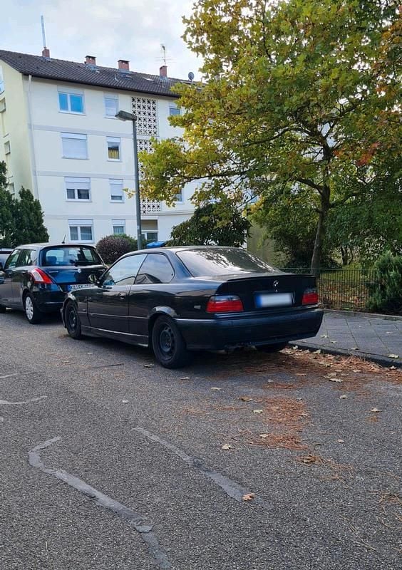 Gebraucht BMW 328 193 PS (141 kW) 1996 Schwarz Coupé