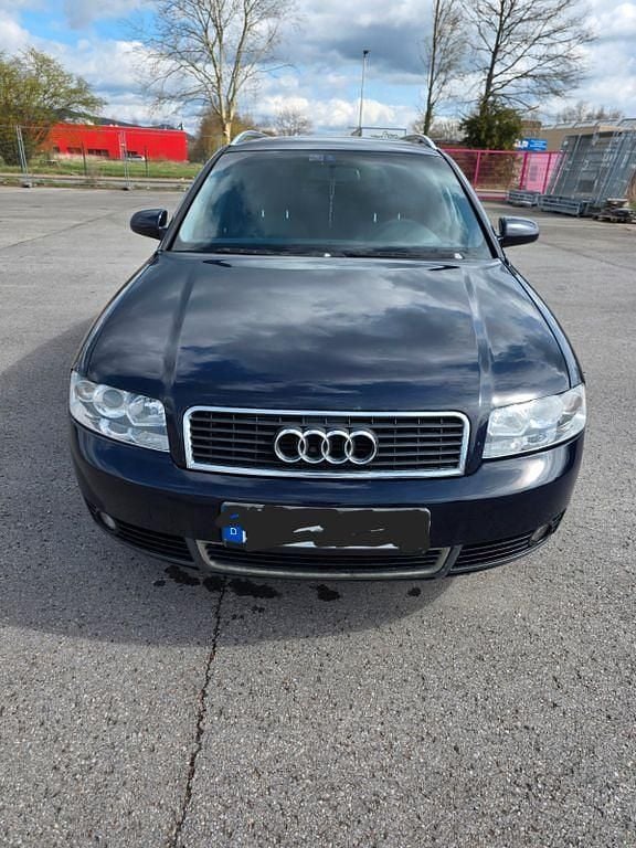 Gebraucht Audi A4 131 PS (96 kW) 2002 Blau Kombi