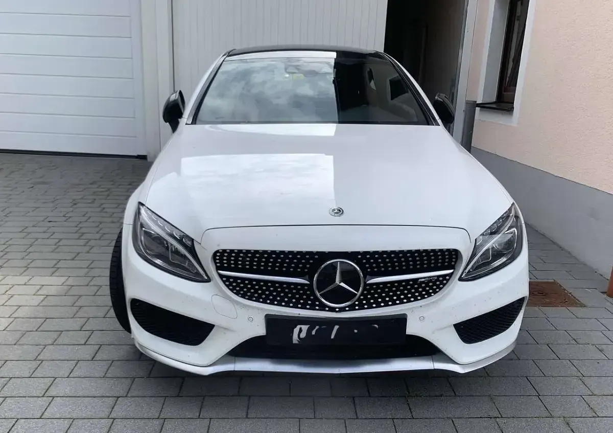 Gebraucht Mercedes C43 AMG AMG 367 PS (269 kW) 2017 Weiß Coupé