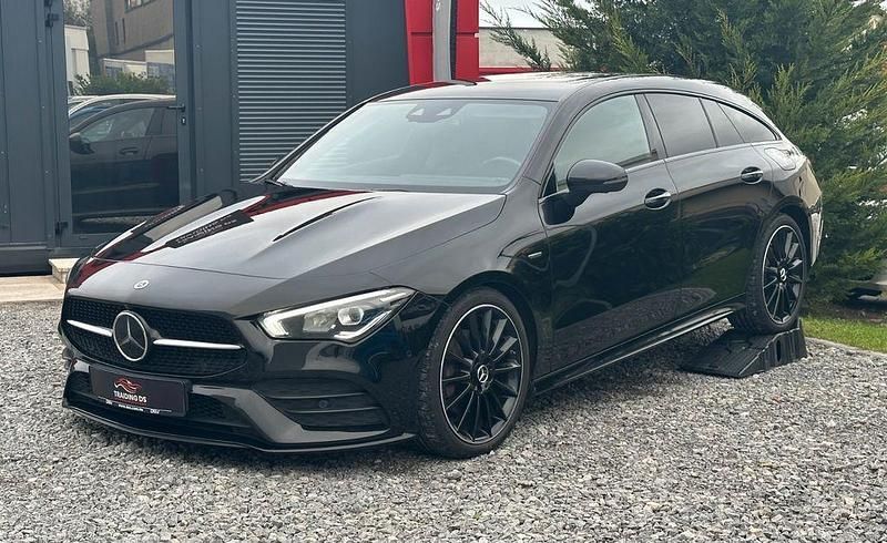 Schwarz Gebraucht 2021 Mercedes CLA220 AMG line Limousine | 21.780 € (Fairer Preis) - Bild 1/4