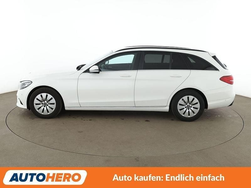 Second-hand Mercedes C180 122 CP (89 kW) 2021 Alb Break