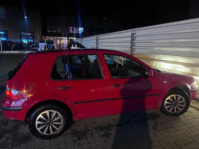 Gebraucht VW Golf IV 75 PS (55 kW) 2000 Rot Kleinwagen
