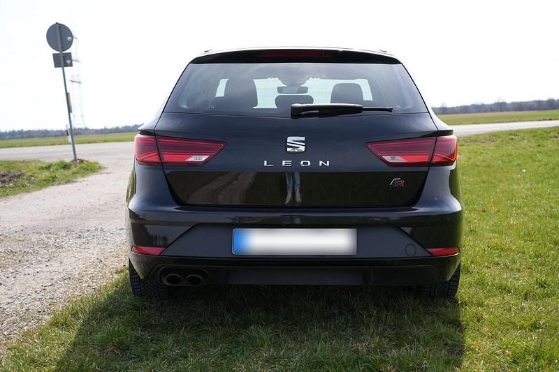 Gebraucht Seat Leon ST FR 179 PS (131 kW) 2018 Schwarz Kombi