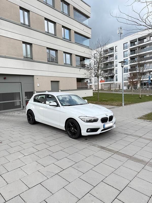 Gebraucht BMW 118 150 PS (110 kW) 2017 Weiß Kleinwagen