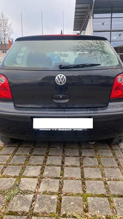 Gebraucht VW Polo Basis 64 PS (47 kW) 2002 Schwarz Kleinwagen