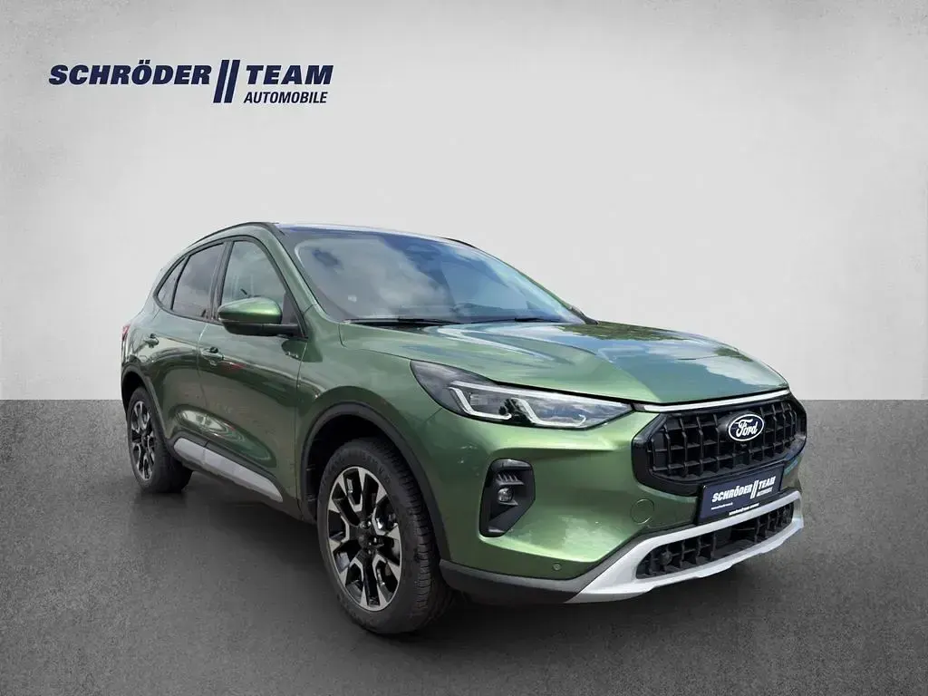 Gebraucht Ford Kuga Active 152 PS (111 kW) 2024 Bursting green SUV