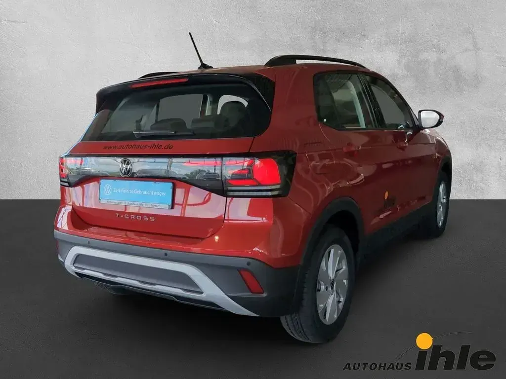 Gebraucht VW T-Cross Life 116 PS (85 kW) 2024 Rot SUV