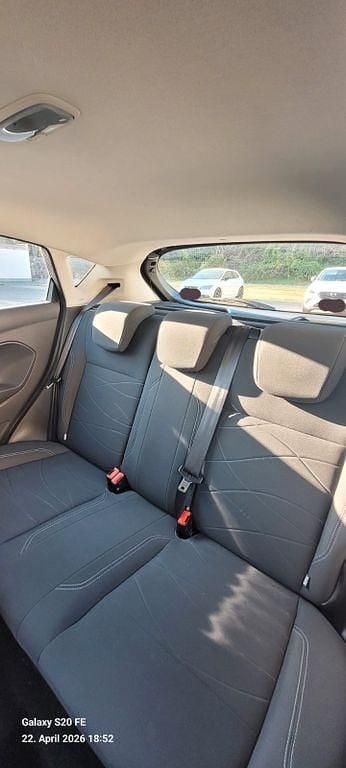 Gebraucht Ford Fiesta Trend 80 PS (58 kW) 2013 Schwarz Limousine
