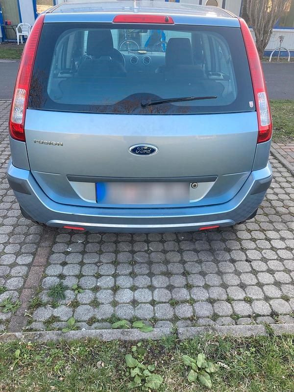 Gebraucht Ford Fusion 101 PS (74 kW) 2007 Blau Kleinwagen