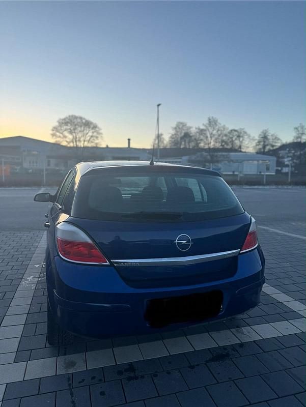Usata Opel Astra 2005 Marrone Utilitaria