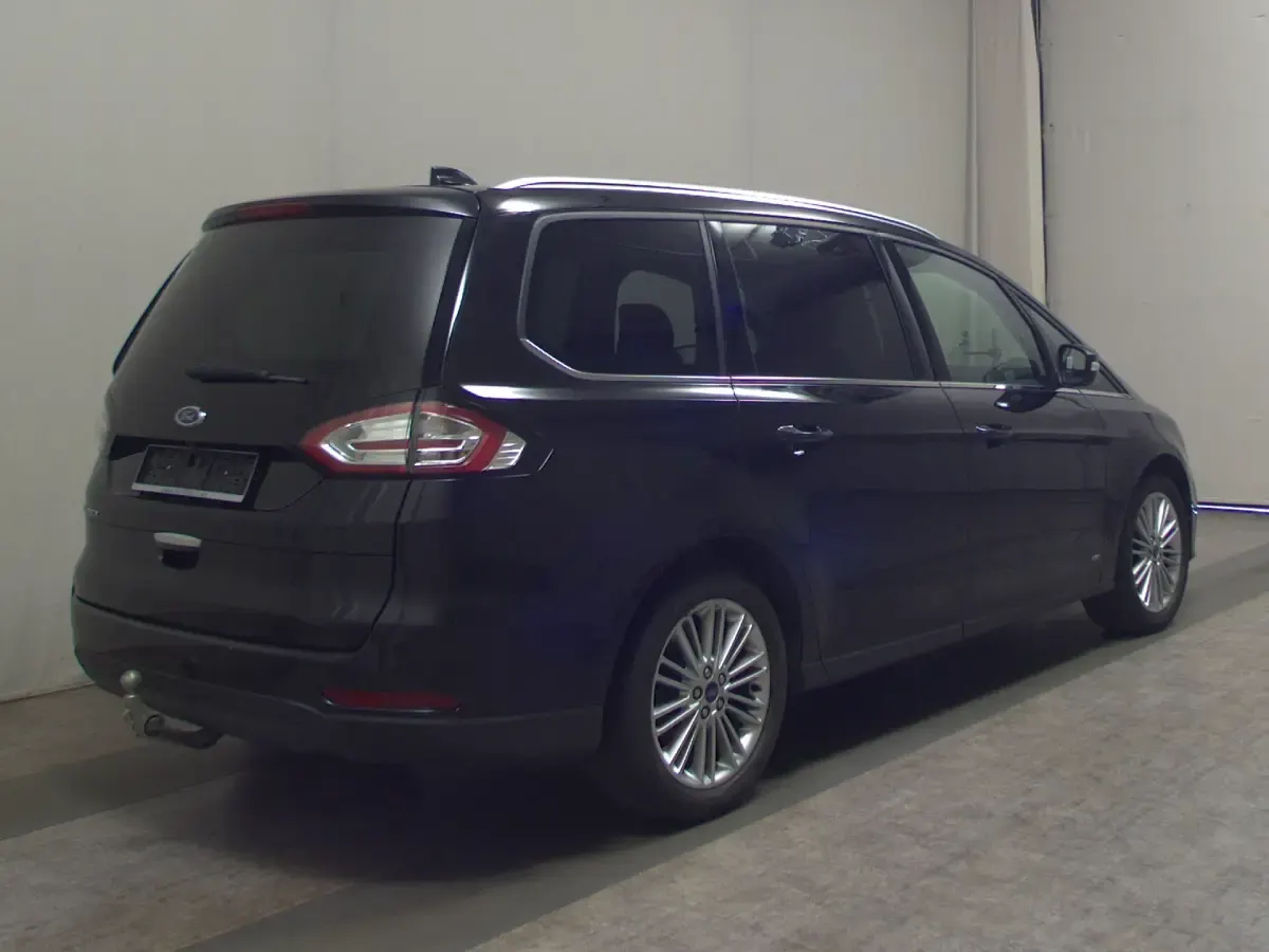 Gebraucht Ford Galaxy Titanium 190 PS (139 kW) 2022 Obsidian schwarz metallic Van / Kleinbus