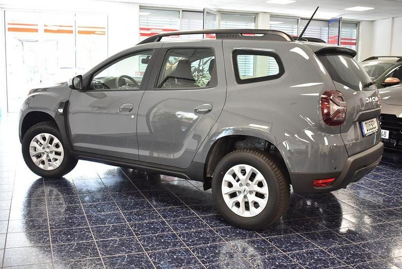 Urban grey Gebraucht 2024 Dacia Duster Expression SUV | 28.770 € (Fairer Preis) - Bild 1/4