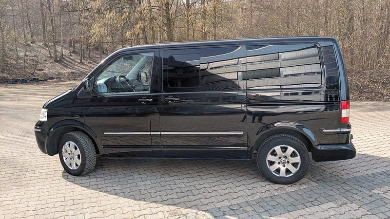 Second-hand VW T5 131 CP (96 kW) 2004 Negru Van