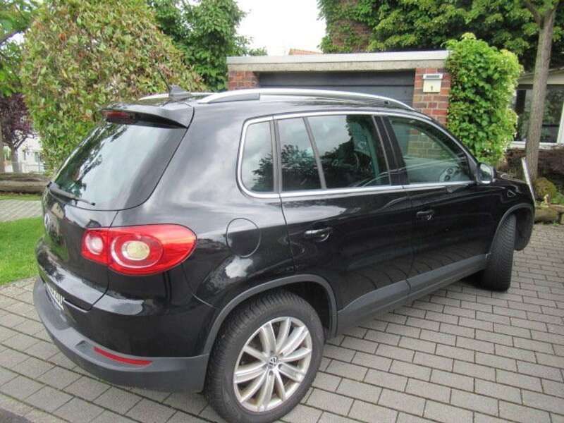 Schwarz Gebraucht 2009 VW Tiguan Highline SUV | 5.850 € (Guter Preis) - Bild 1/4