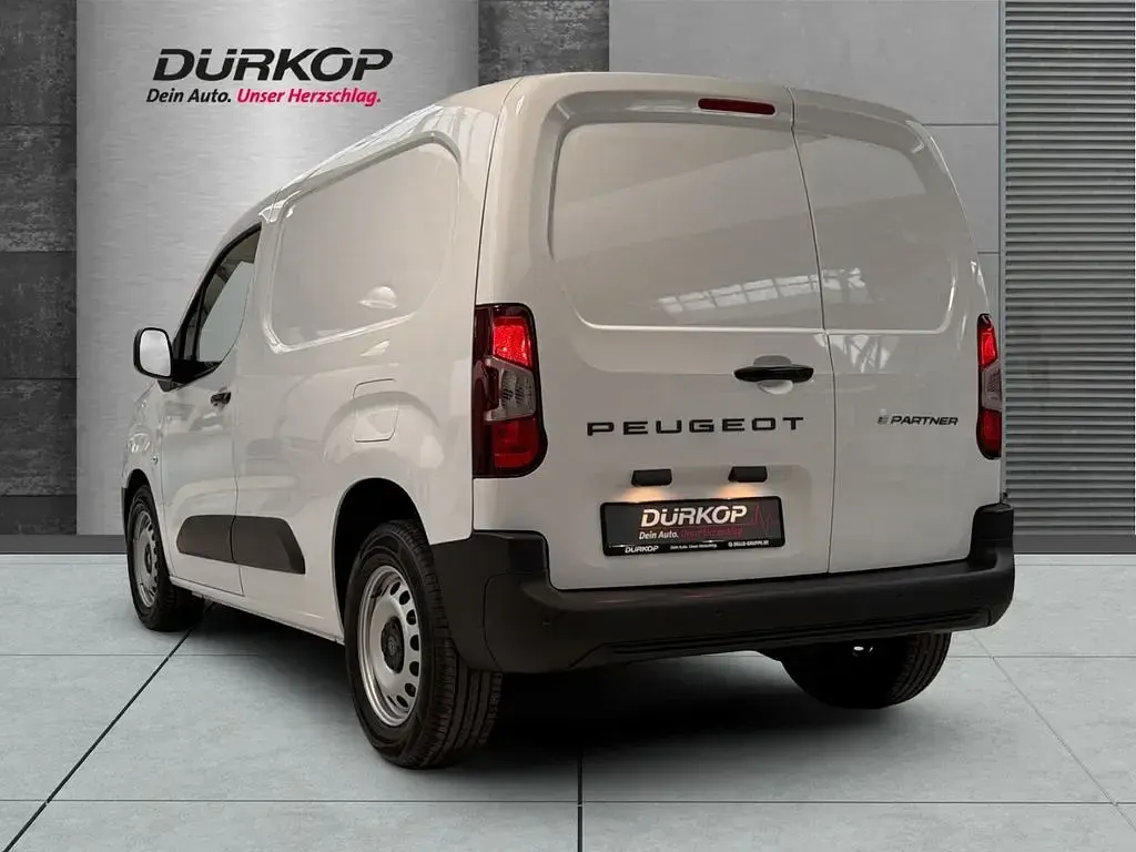 Neu Peugeot E-Partner 100 kW (136 PS) 2025 Weiß Van / Kleinbus