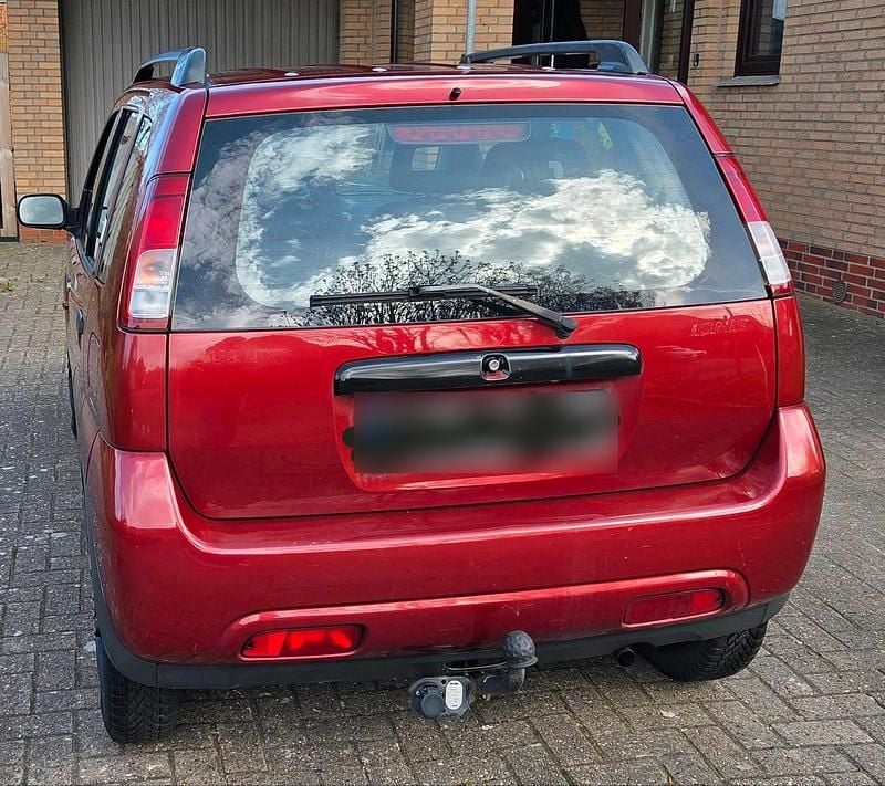 Gebraucht Suzuki Ignis 83 PS (61 kW) 2003 Rot Kleinwagen