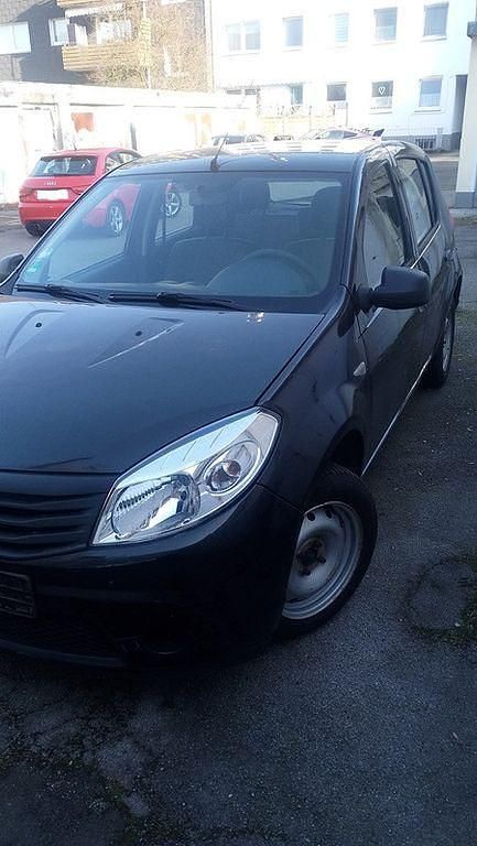 Gebraucht Dacia Sandero 75 PS (55 kW) 2009 Limousine