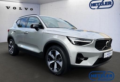 Gebraucht Volvo XC40 Plus 163 PS (119 kW) 2024 Silber SUV