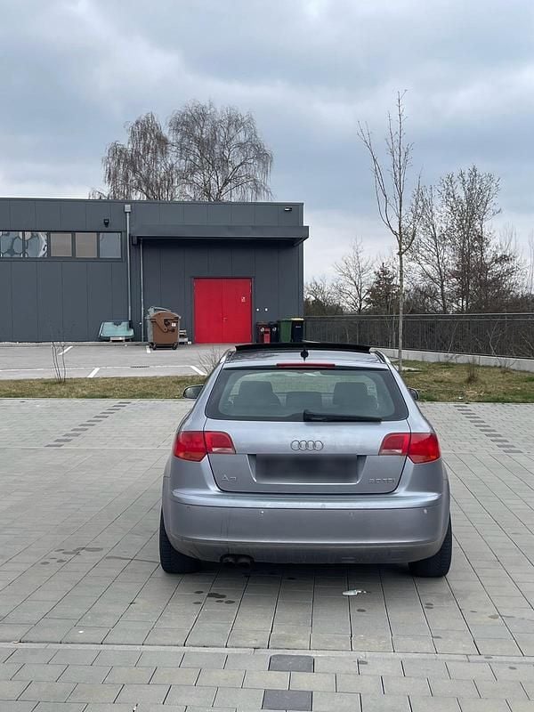 Second-hand Audi A3 140 CP (102 kW) 2006 Argintiu Hatchback