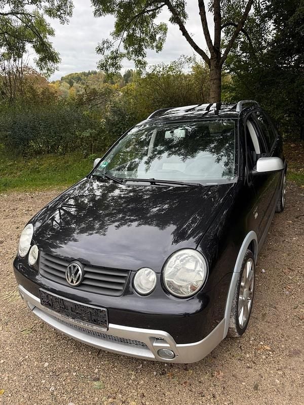 Schwarz Gebraucht 2004 VW Polo Cross Kleinwagen | 2.300 € (Fairer Preis) - Bild 1/4