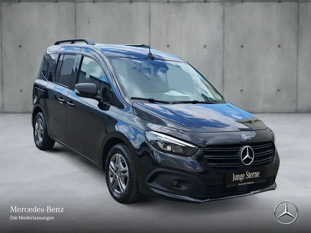 Gebraucht Mercedes Citan 112 116 PS (85 kW) 2023 Schwarz Van / Kleinbus