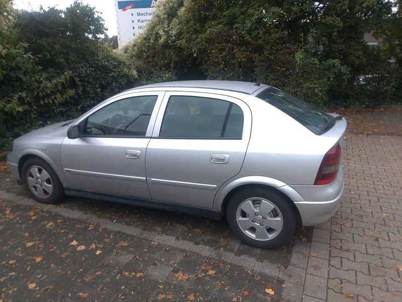 Gebraucht Opel Astra Elegance 101 PS (74 kW) 2003 Grau Limousine