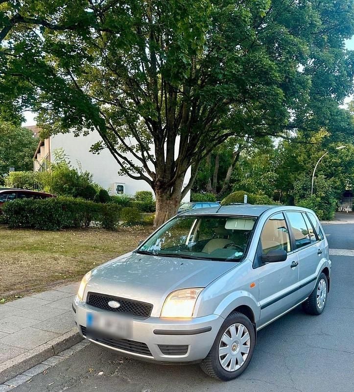 Gebraucht 2005 Ford Fusion Kombi | 1.350 € (Guter Preis) - Bild 1/4