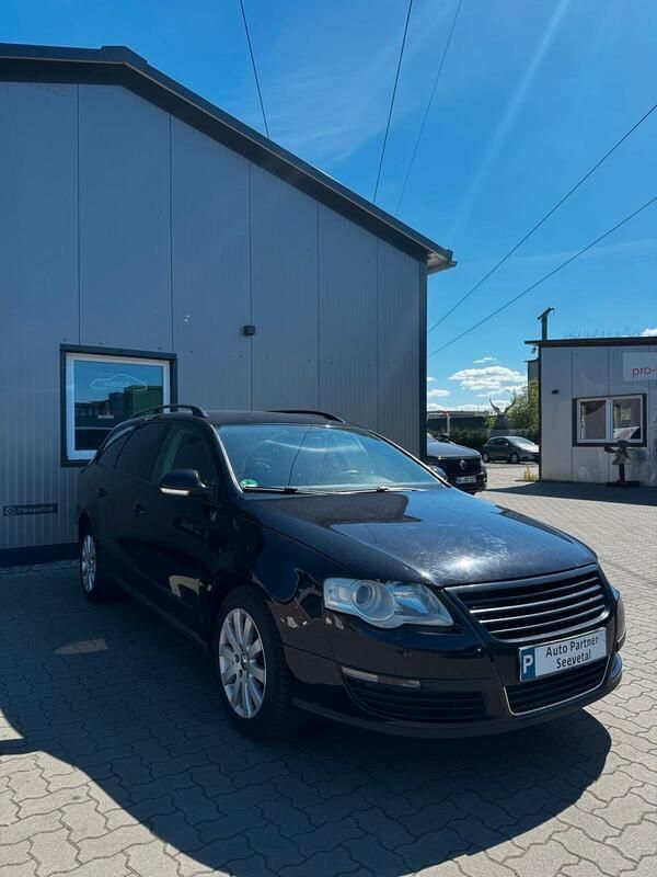 Schwarz Gebraucht 2006 VW Passat Kombi | 2.299 € (Fairer Preis) - Bild 1/4