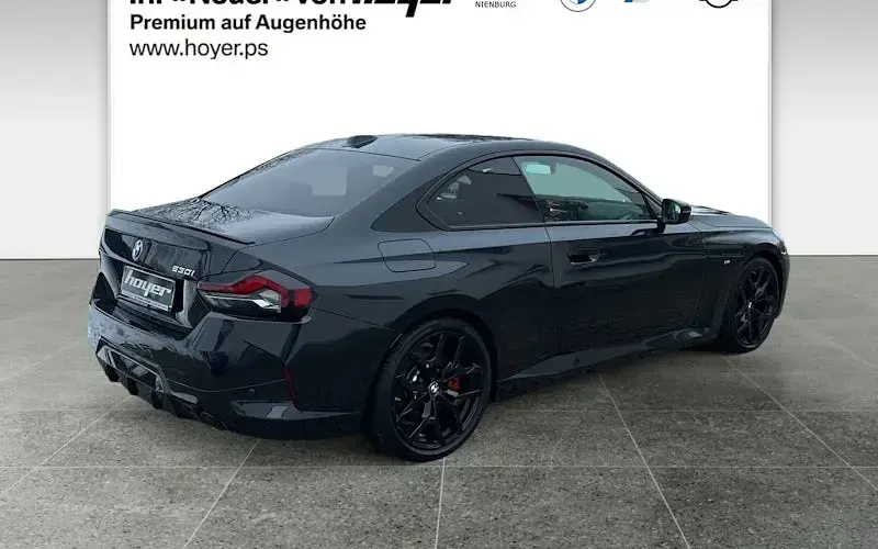 Neu BMW 230 M Sport 245 PS (180 kW) 2026 Saphirschwarz metallic Coupé