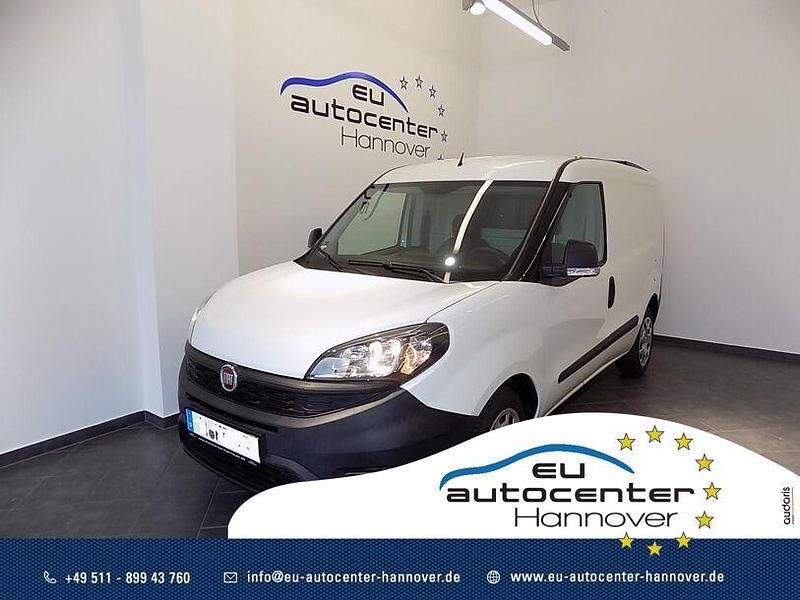 Gebraucht Fiat Doblò 101 PS (74 kW) 2019 Colore esterno (weiß) Van / Kleinbus