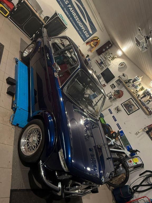 Blau Gebraucht 1975 BMW 1502 Limousine | 19.500 € - Bild 1/4