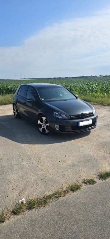 Grau Gebraucht 2012 VW Golf VII GTI Limousine | 8.900 € (Superpreis) - Bild 1/4