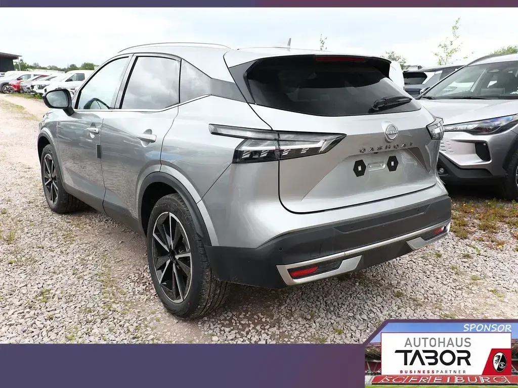 Neu Nissan Qashqai Tekna 158 PS (116 kW) 2025 Weiß metallic SUV