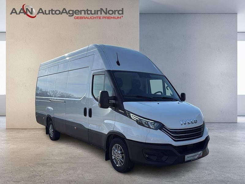 Gebraucht Iveco Daily 175 PS (128 kW) 2023 Weiß Van