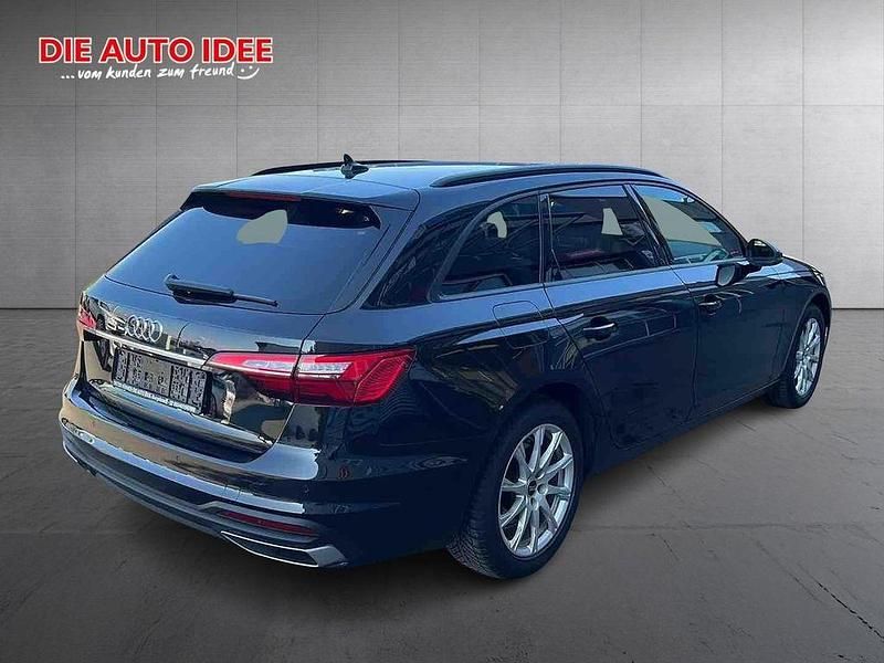 Gebraucht Audi A4 Comfort 150 PS (110 kW) 2022 Schwarz Kombi