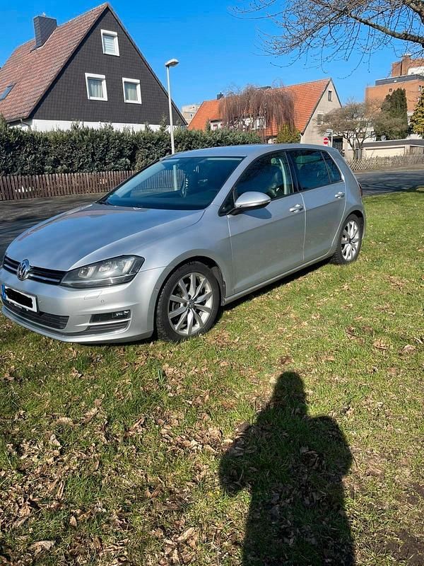 Gebraucht VW Golf VII 140 PS (102 kW) 2014 Silber Kleinwagen