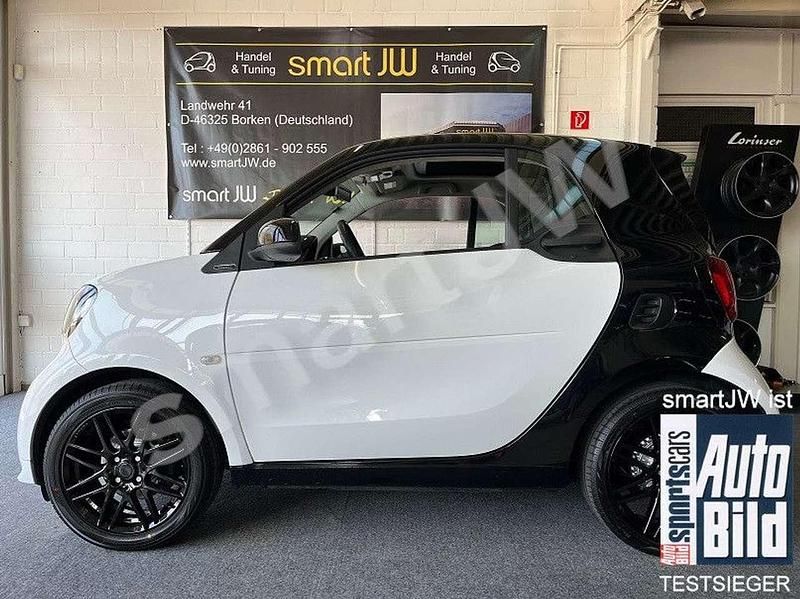 Weiß Gebraucht 2019 Smart ForTwo Coupé Brabus Xclusive Kleinwagen | 29.999 € - Bild 1/4