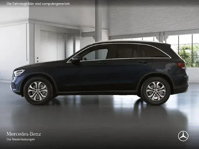 Gebraucht Mercedes GLC220 194 PS (142 kW) 2022 Blau SUV