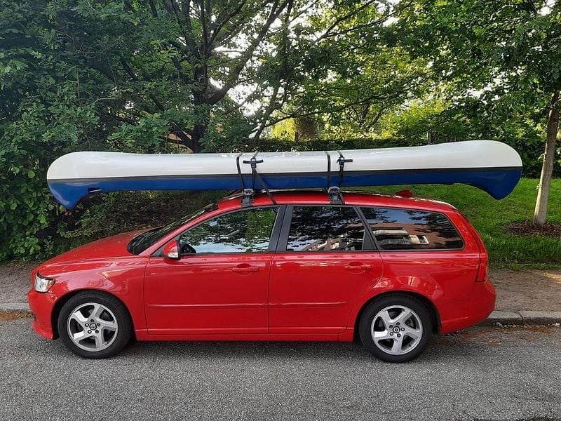 Rot Gebraucht 2011 Volvo V50 Business Edition Kombi | 7.000 € (Fairer Preis) - Bild 1/4